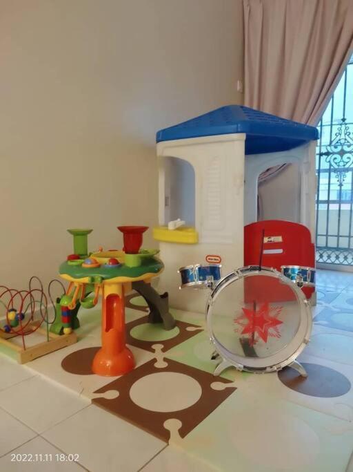 Rawang Conner Lot Homestay Luaran gambar